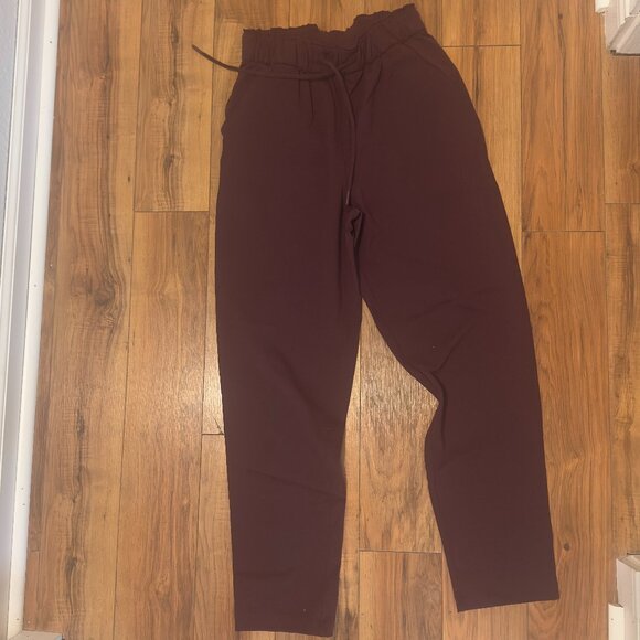 Lululemon maroon pants - Picture 4 of 4
